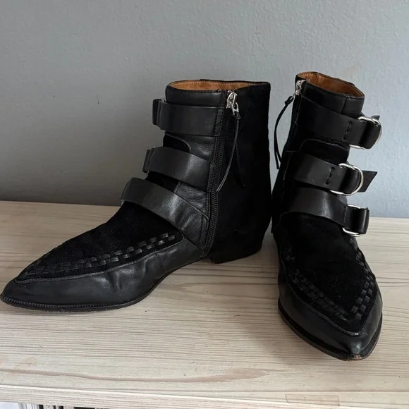 Isabel Marant Black Leather & Suede Buckle Ankle Boots - Picture 1 of 6